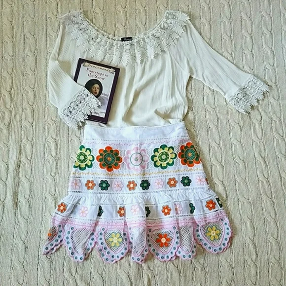 Zara NWOT Embroidered Light Cotton Skort - Picture 1 of 12